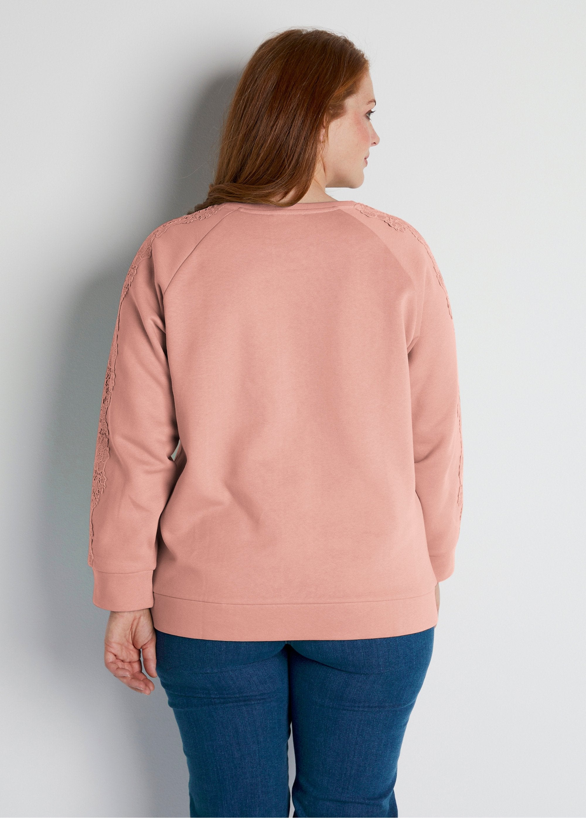 Sweat_jersey_col_rond_dentelle_Rose_DO1_curvy