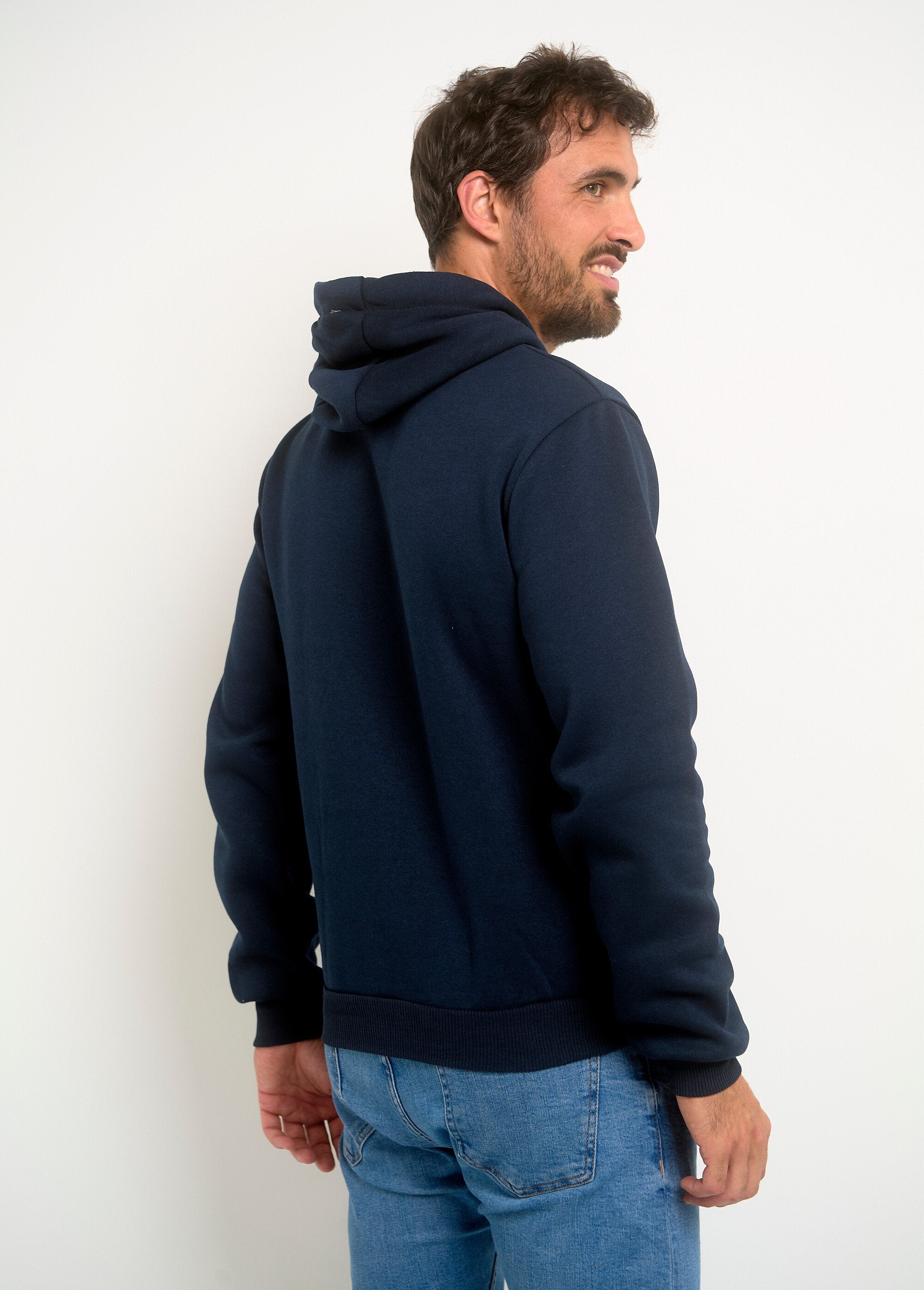 Sweatshirt_para_homem_com_bolso_canguru_Marine_DO1_slim