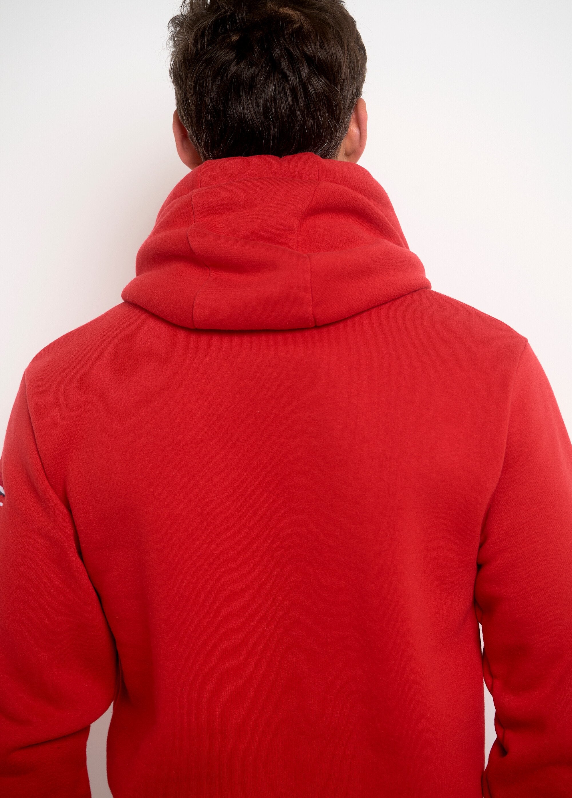 Sweatshirt_para_homem_com_bolso_canguru_Rouge_DO2_slim