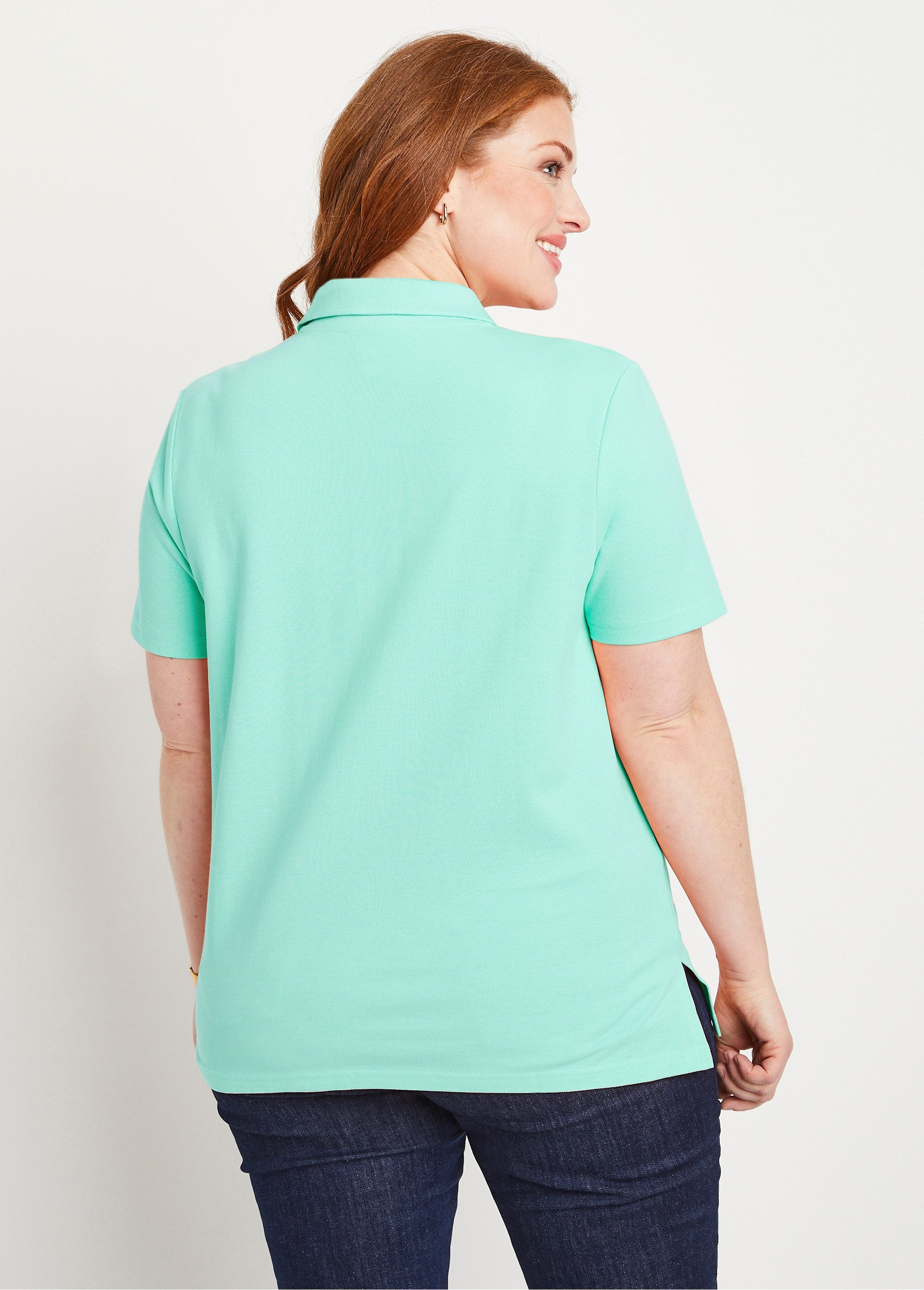 Camiseta_gola_polo_em_malha_piqué_de_algodão_VERDE_DO1_curvy