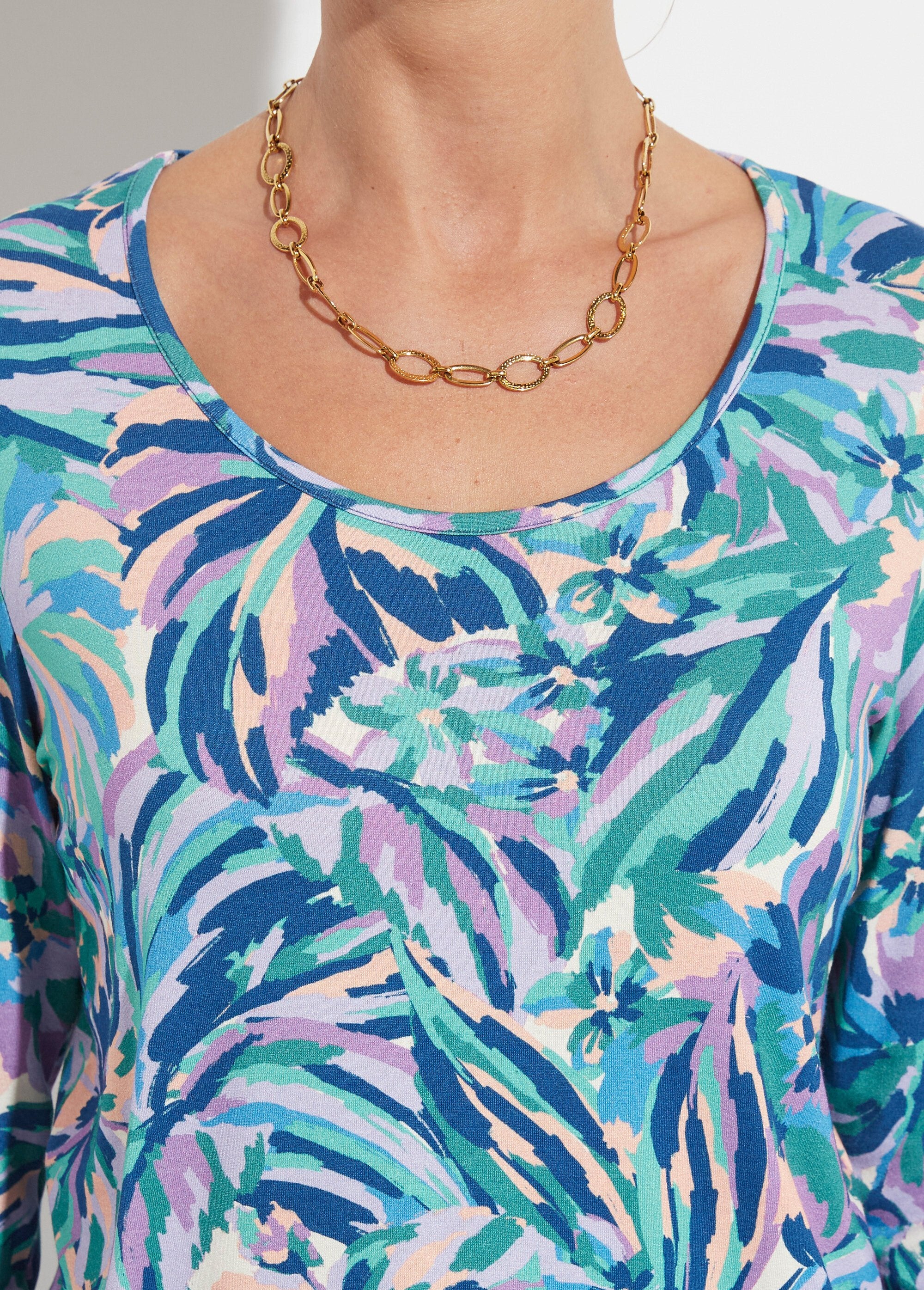 T-shirt_estampada_com_gola_redonda_e_manga_3/4_Imprime_bleu_DE1_slim