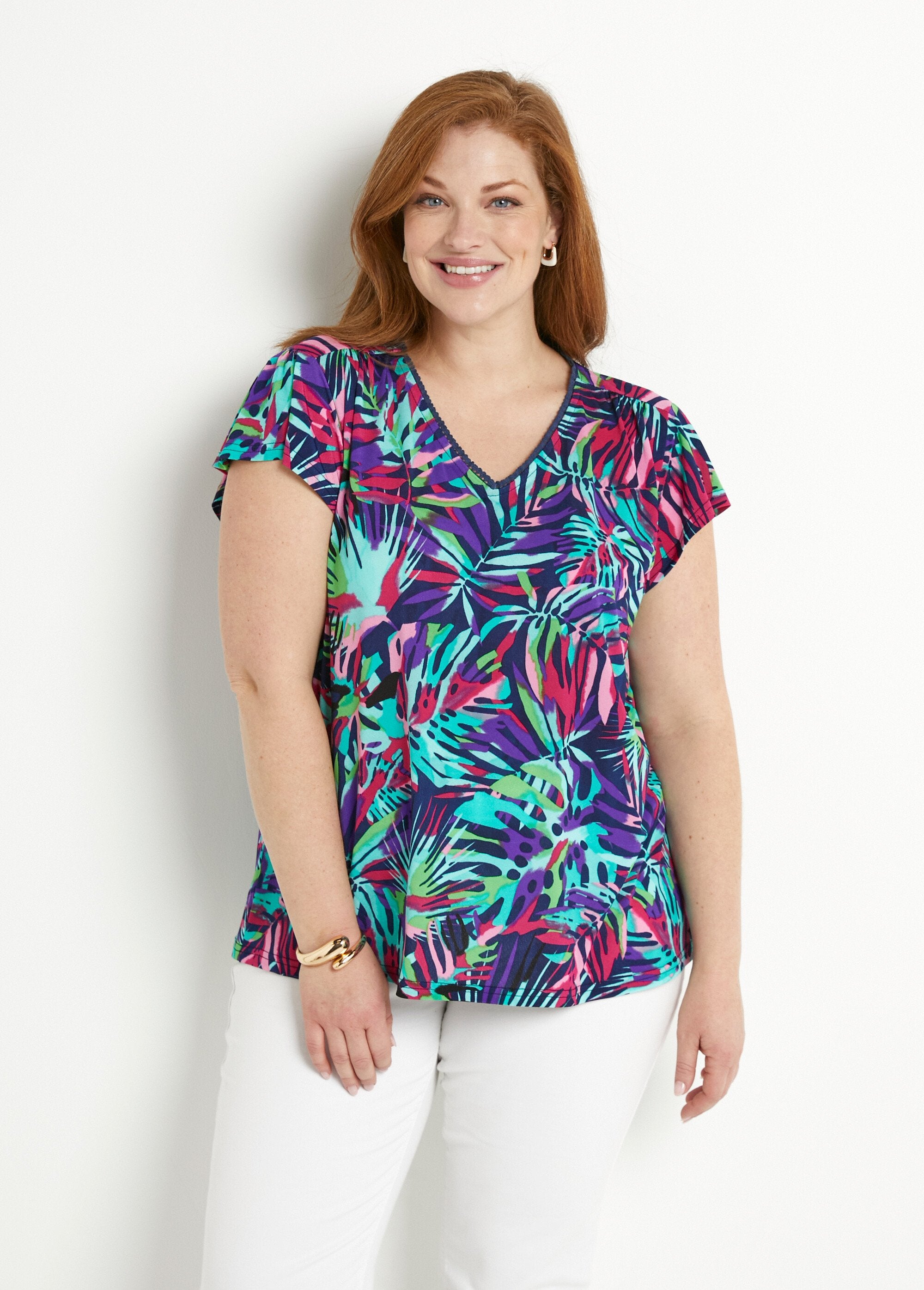 Camiseta_manga_curta_flare_gola_V_Multicolore_FA1_curvy