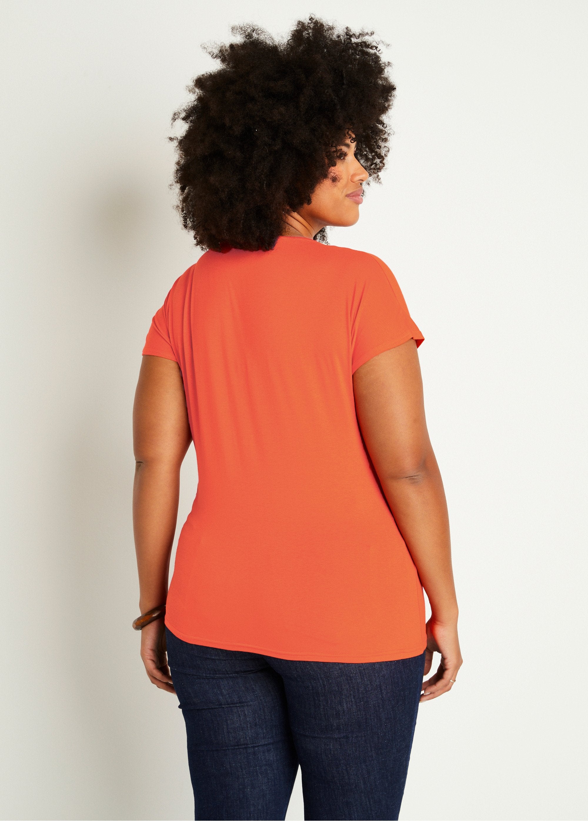 T-shirt_curta_em_renda_stretch_LARANJA_DO1_curvy