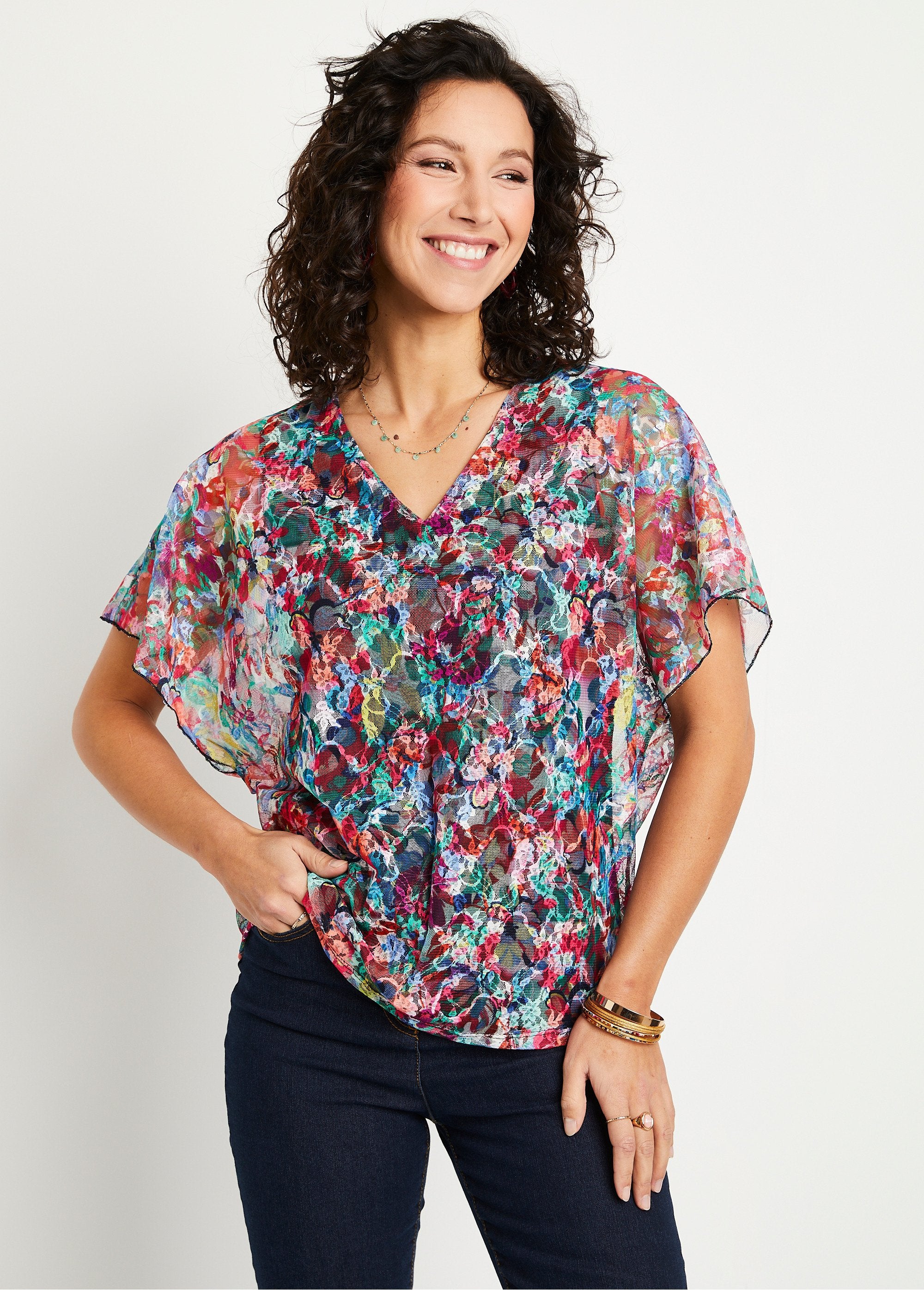 T-shirt_curta_em_renda_floral_Fúcsia_e_azul_FA1_slim