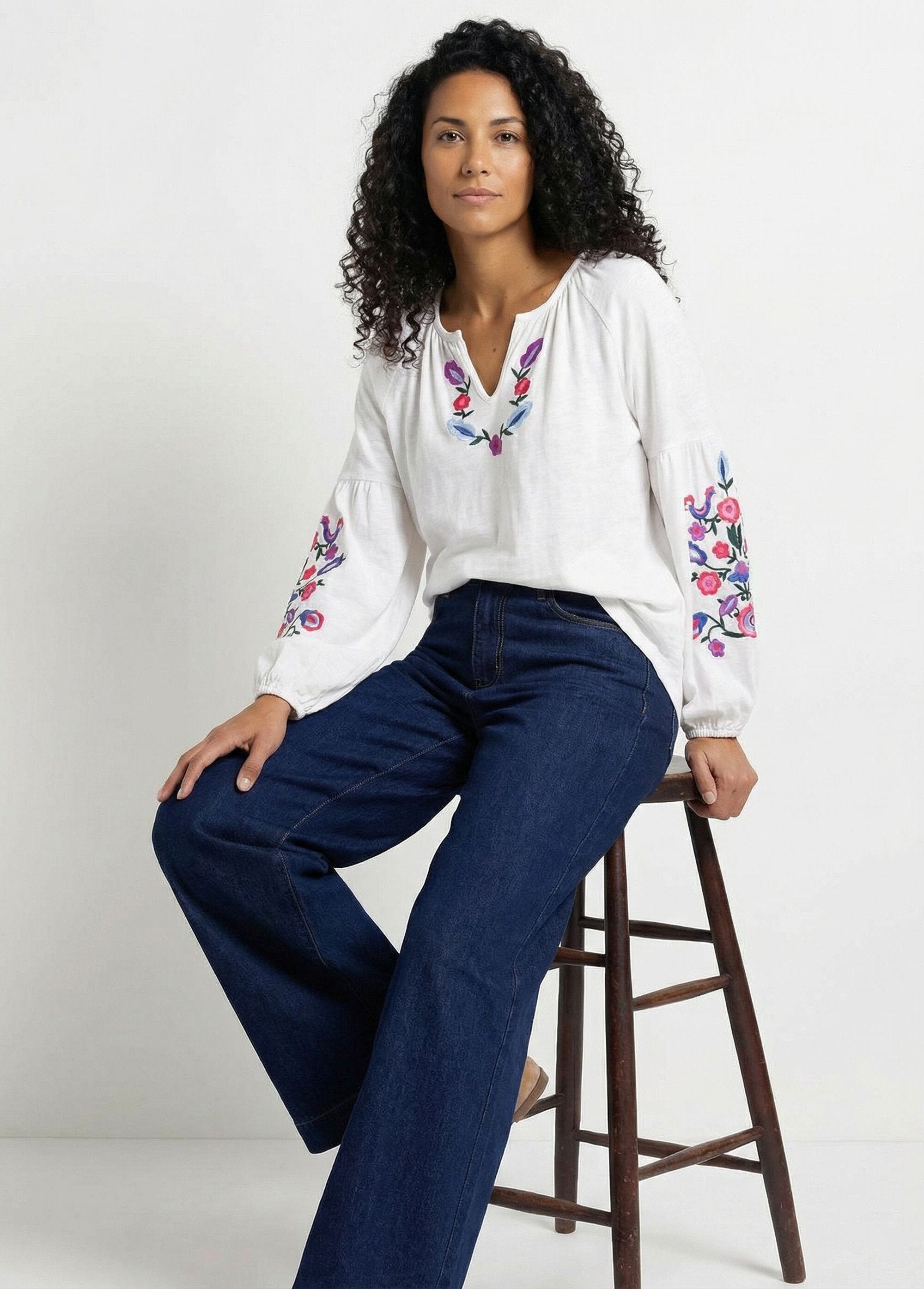 T-shirt_de_manga_comprida_com_bordados_Blanc_SF1_slim