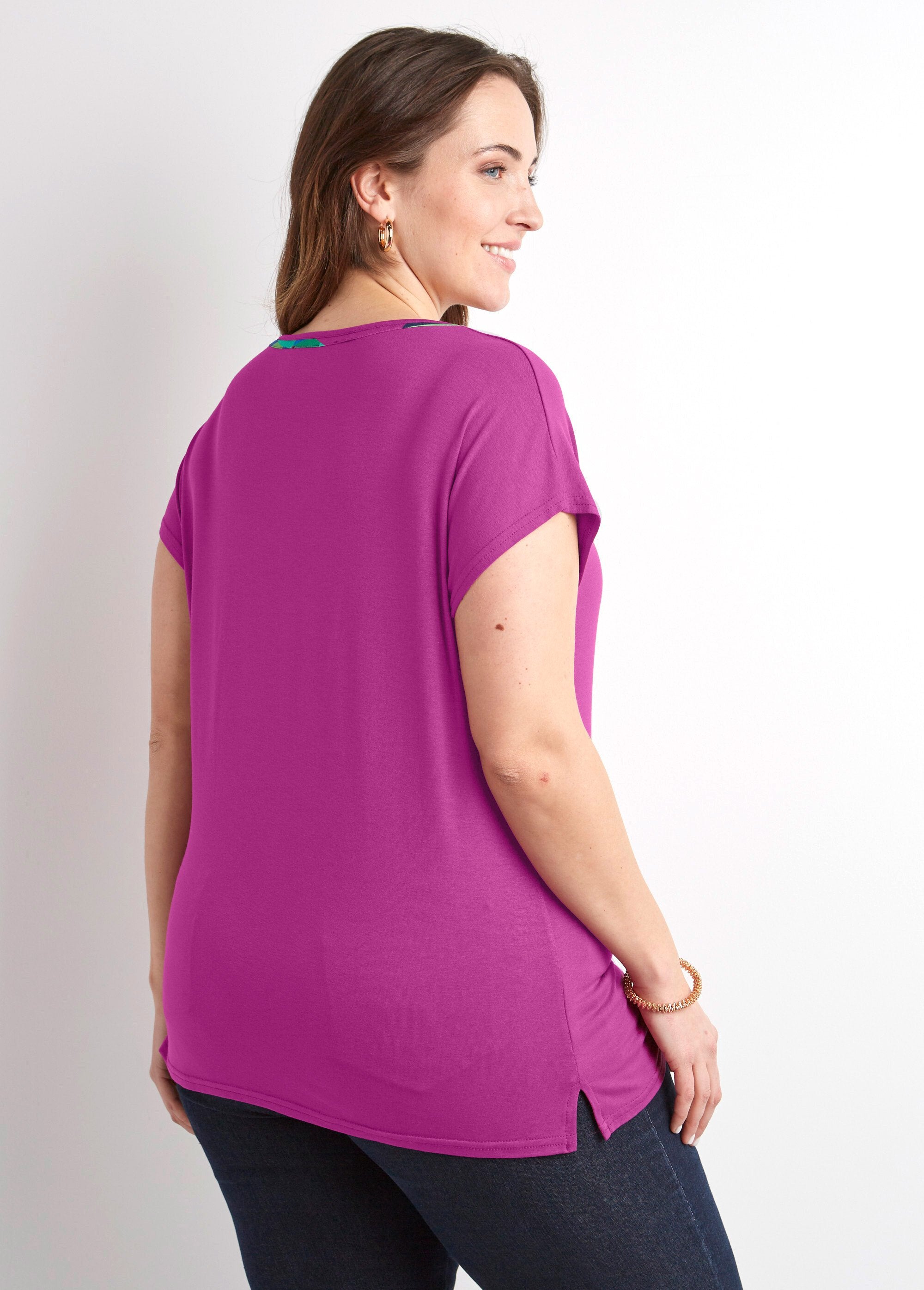 T-shirt_comprida,_de_gola_redonda,_lisa_ou_estampada,_de_manga_curta_Uni_cassis_DO1_curvy