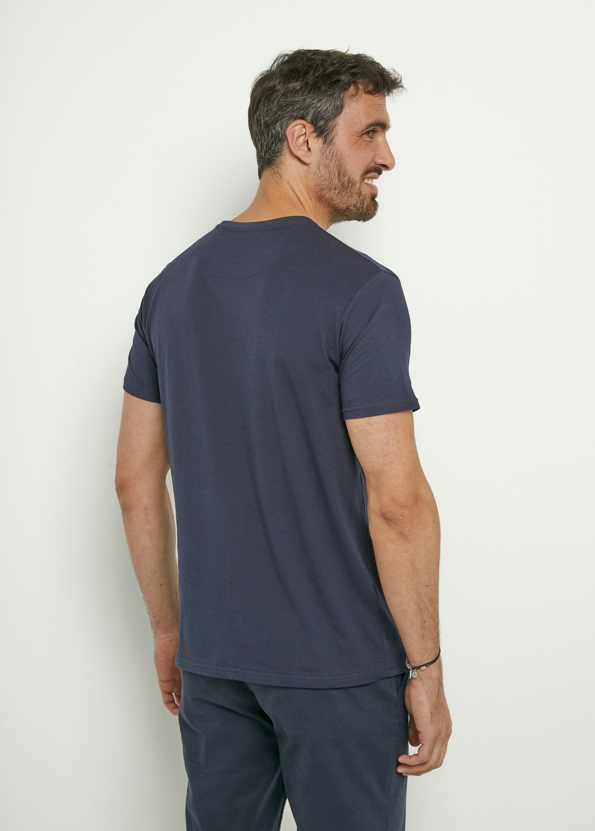 Camiseta_manga_curta_estampa_montanha_Marine_DO1_slim
