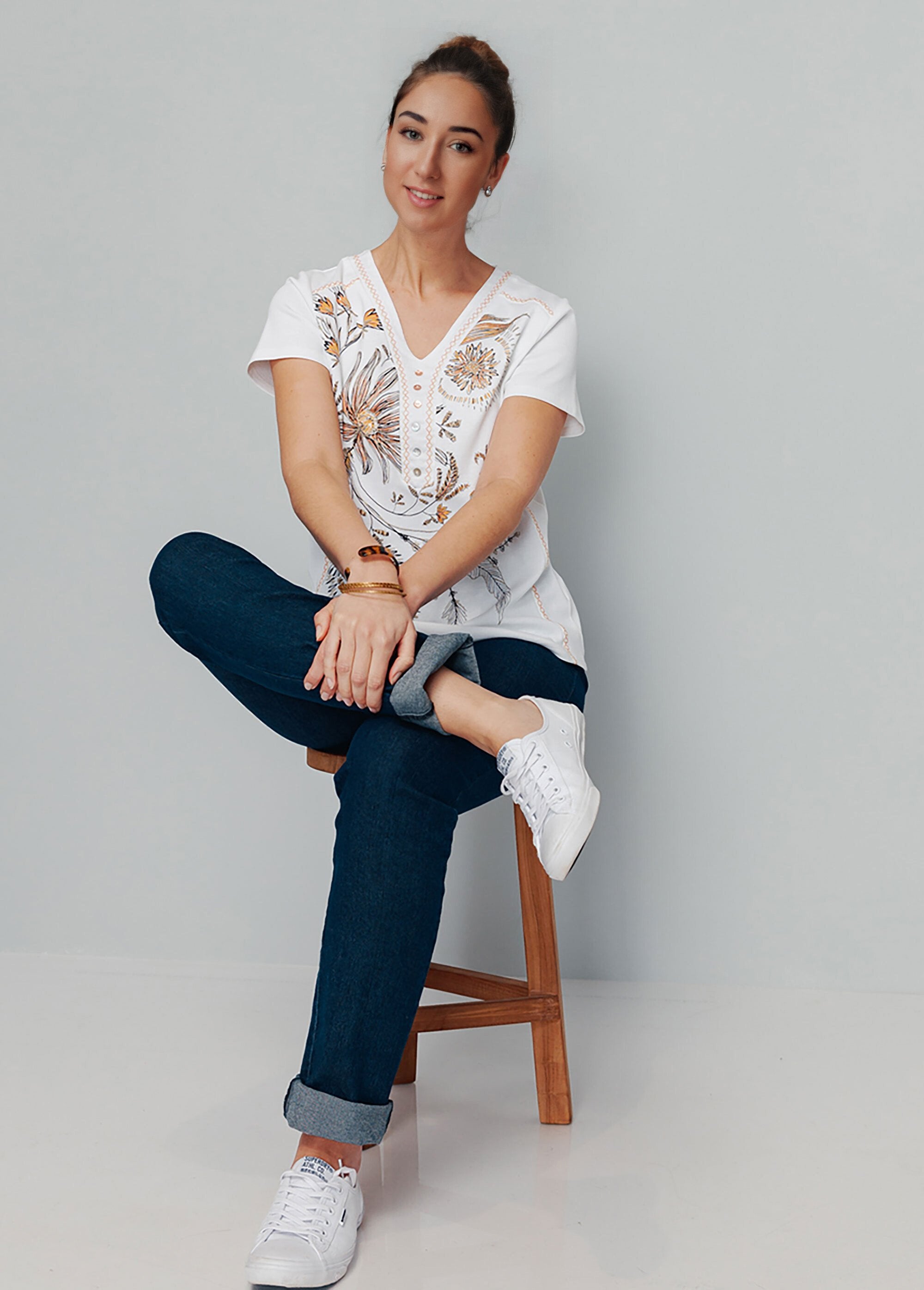 Camiseta_estampa_floral_com_bordado_Natural_SF1_slim