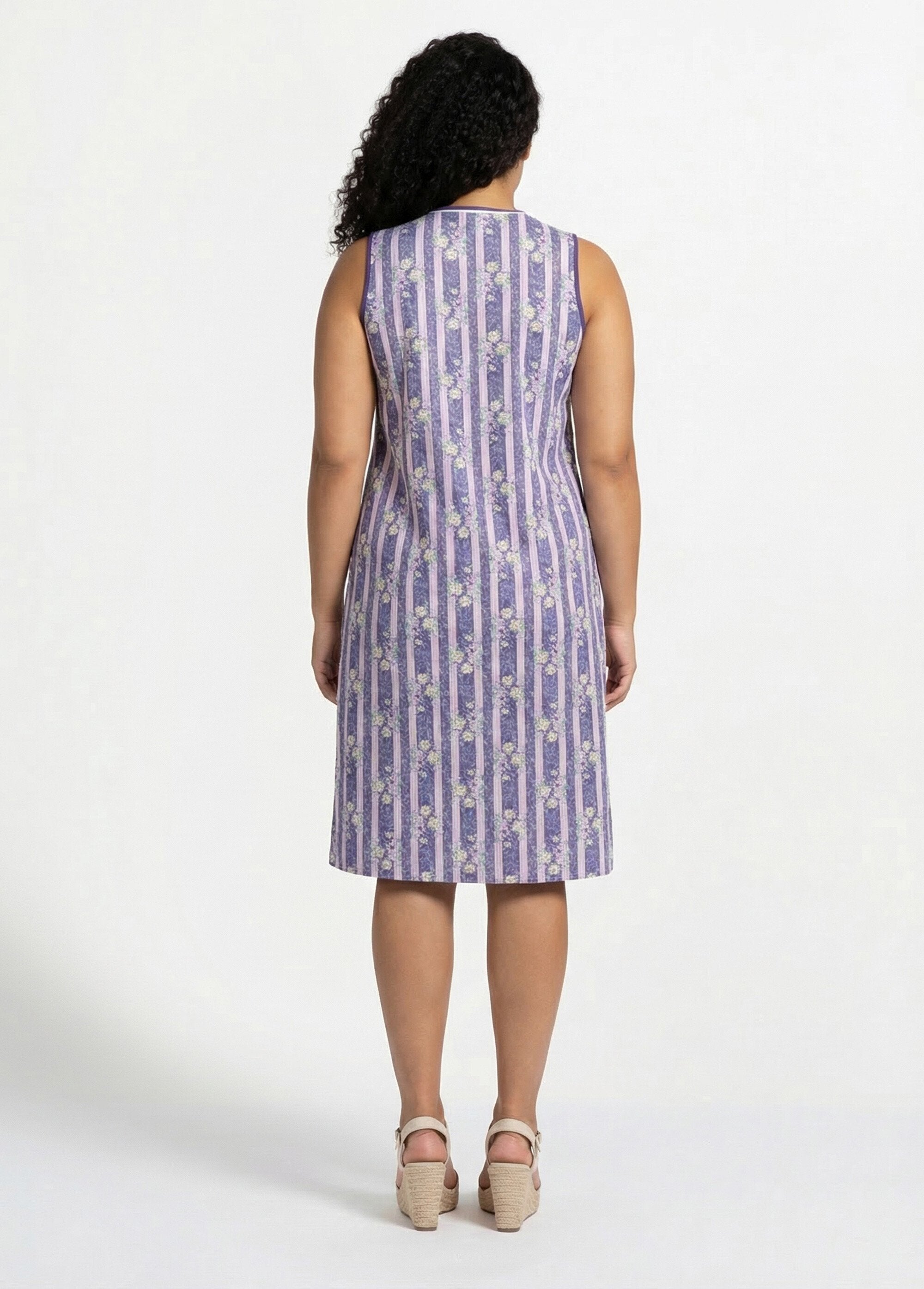 Avental_sem_mangas_com_botões_Raye_Parma_DO1_slim