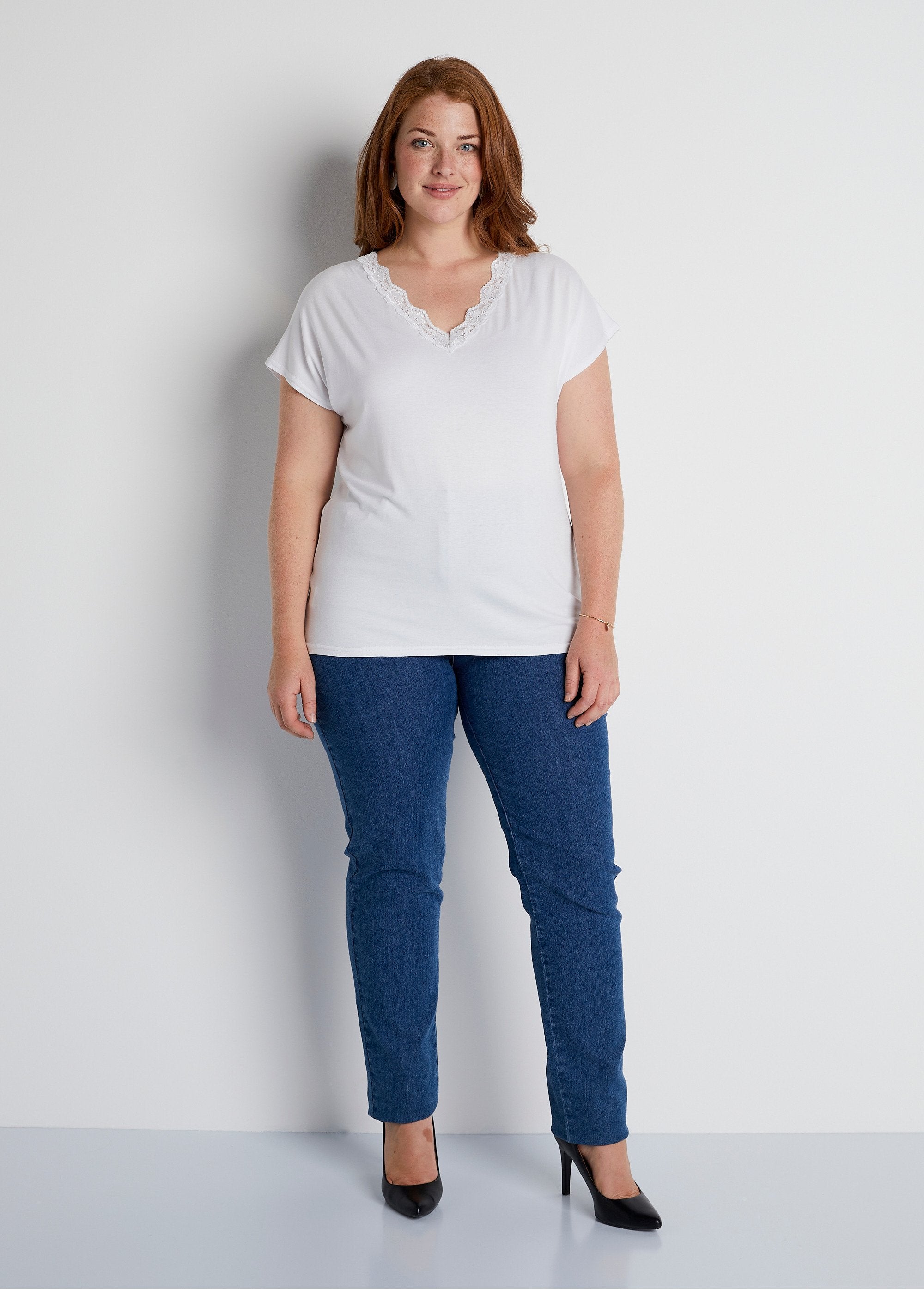 T-shirt_curta_em_renda_stretch_BRANCO_SF1_curvy