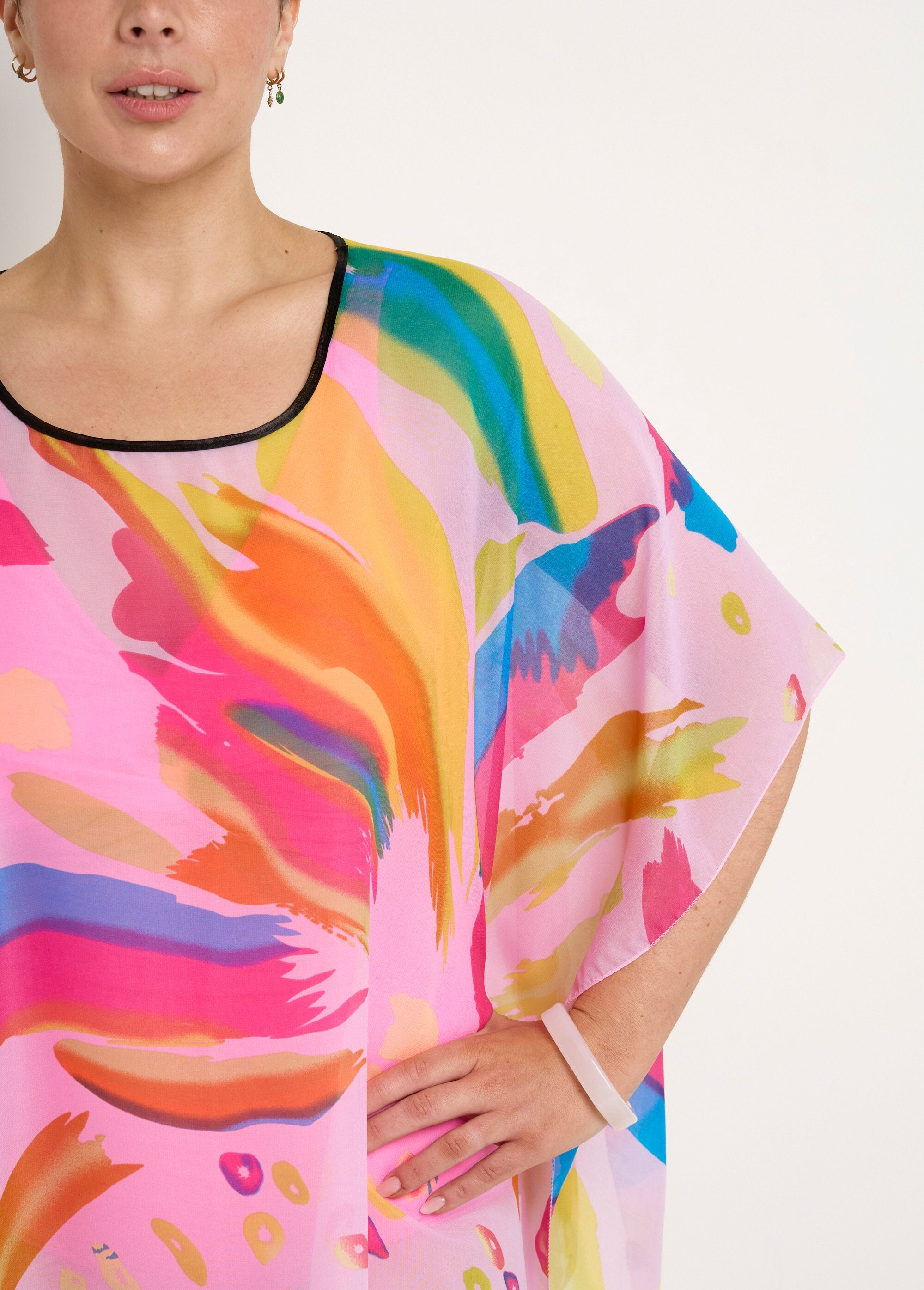 Túnica_de_praia_com_véu_e_tema_de_arco-íris_Multicolore_DE1_slim
